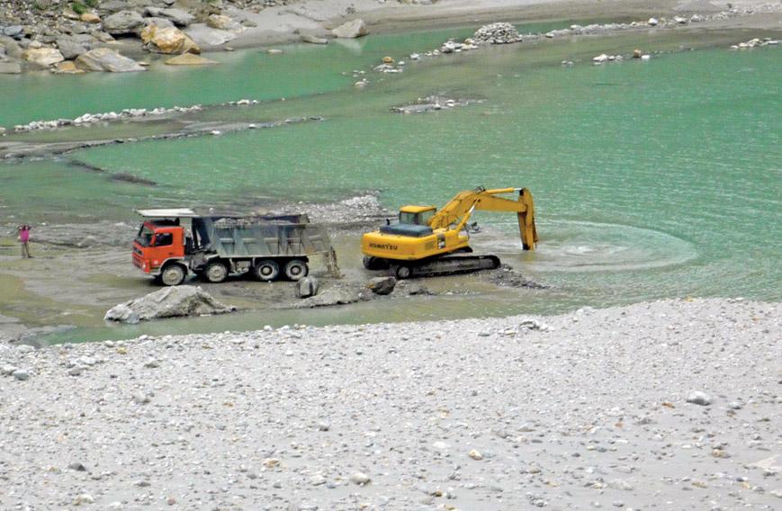 Gaps in sand mining law
