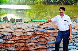 Zilla man, students revive check dams